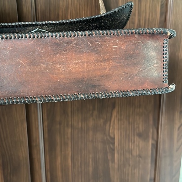 🤎Vintage~Handmade Leather Bag with Heart Clasp Closure - Picture 12 of 14